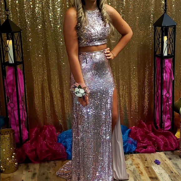 Sherri hill prom dress. Two piece - Picture 3 of 7